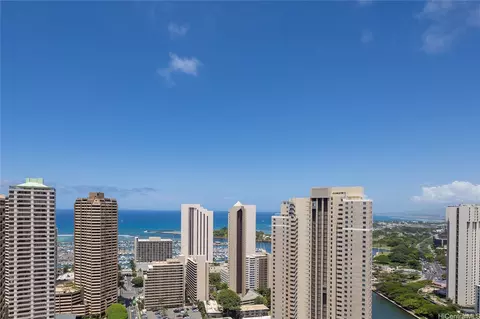 400 Hobron Ln #2412, Honolulu, HI 96815