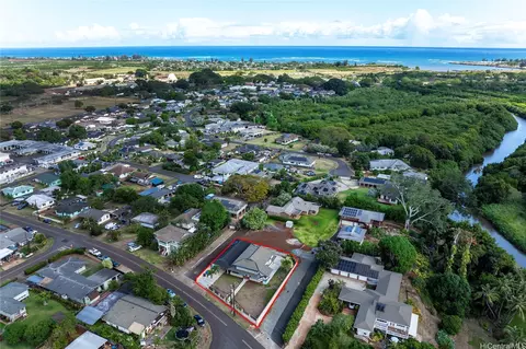 67-374 Haona St, Waialua, HI 96791