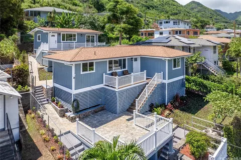 2140 Palolo Ave, Honolulu, HI 96816