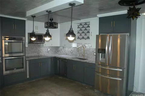60 N Beretania St #909, Honolulu, HI 96817