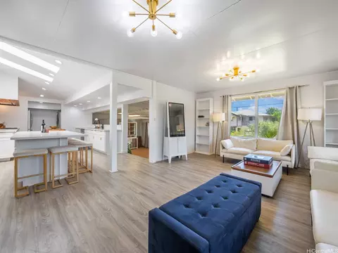 67-342 Kukea Cir, Waialua, HI 96791