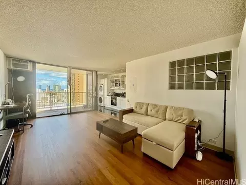 1630 Liholiho St #2001, Honolulu, HI 96822