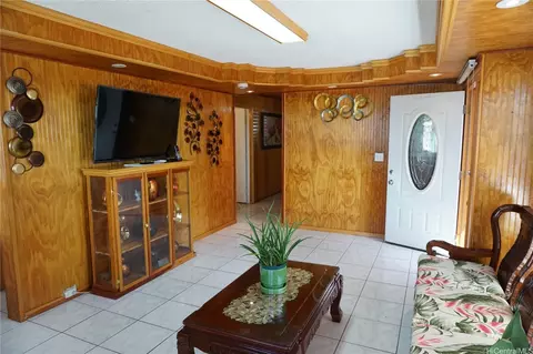 94-350 Kipou Pl, Waipahu, HI 96797
