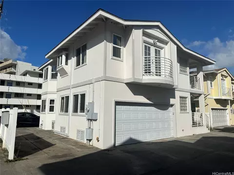 2633 Maunawai Pl #A, Honolulu, HI 96826