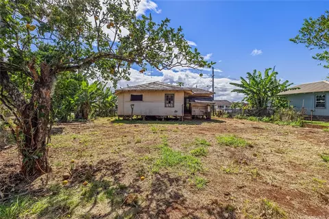 1328 Aheahe Ave, Wahiawa, HI 96786