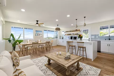 2632 Peter St, Honolulu, HI 96816