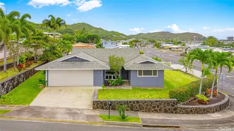 1433 Akanahe Pl, Kailua, HI 96734