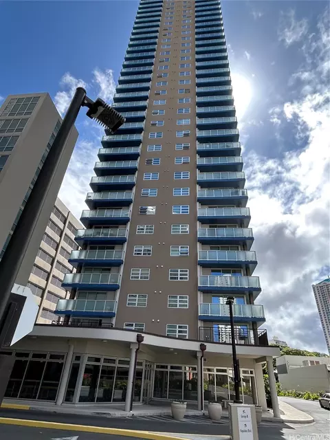 801 South St #1827, Honolulu, HI 96813
