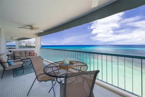 2877 Kalakaua Ave #804, Honolulu, HI 96815