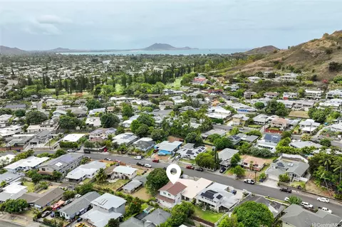 1073 Loho St, Kailua, HI 96734