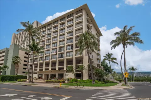 440 Seaside Ave #903, Honolulu, HI 96815