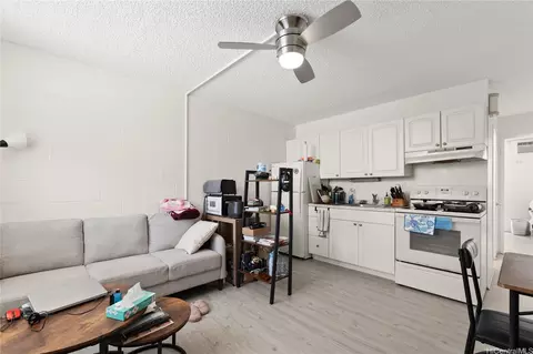 2122 Lime St #703, Honolulu, HI 96826