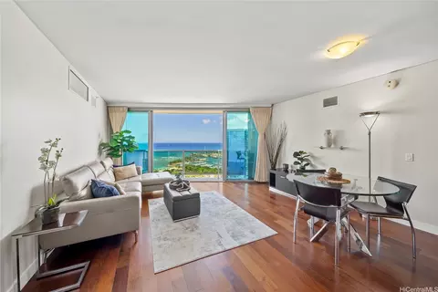 1177 Queen St #4104, Honolulu, HI 96814