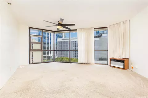 930 Kaheka St #802, Honolulu, HI 96814