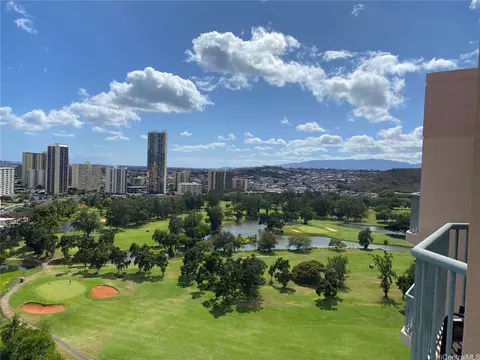 3075 Ala Poha Pl #2111, Honolulu, HI 96818