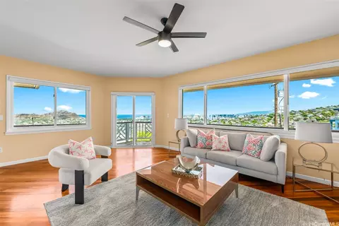1703 Paula Dr, Honolulu, HI 96816