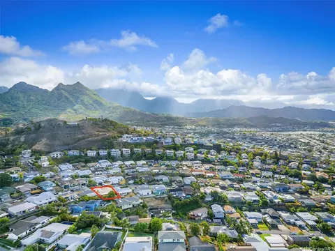 1335 Onioni St, Kailua, HI 96734