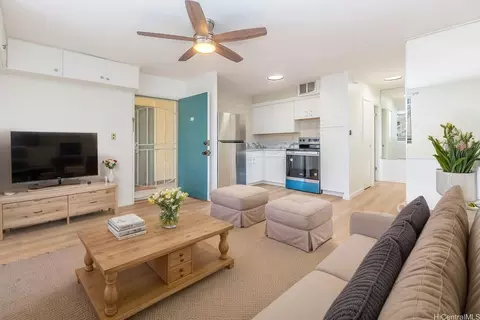402 Iolani Ave #204, Honolulu, HI 96813
