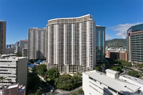 469 Ena Rd #2304, Honolulu, HI 96815