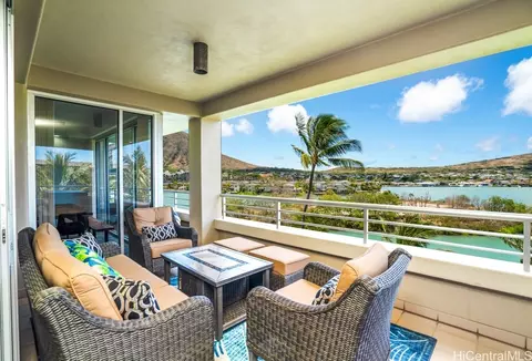 1 Keahole Pl #3512, Honolulu, HI 96825