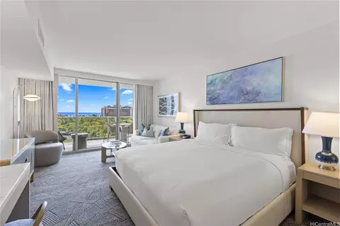 383 Kalaimoku St #1006, Honolulu, HI 96815