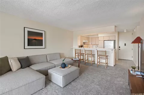 1717 Mott Smith Dr #2811, Honolulu, HI 96822