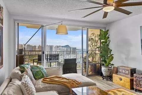 1350 Ala Moana Blvd #3004, Honolulu, HI 96814