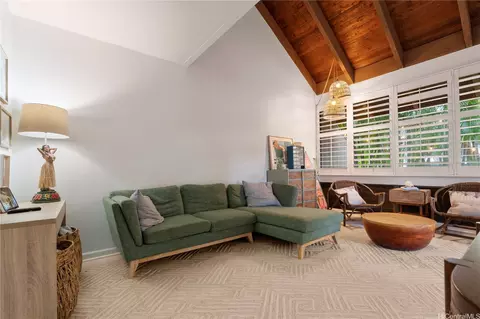 6129 Summer St #6129D, Honolulu, HI 96821