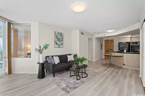 801 S King St #1403, Honolulu, HI 96813