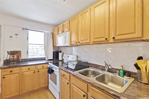3230 Ala Ilima St #301, Honolulu, HI 96818