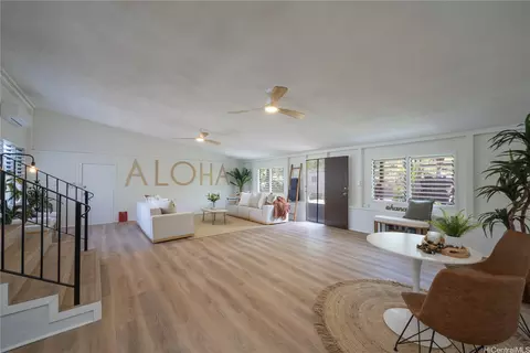 1328 Hele St, Kailua, HI 96734
