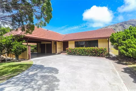 753 Kalanipuu St, Honolulu, HI 96825