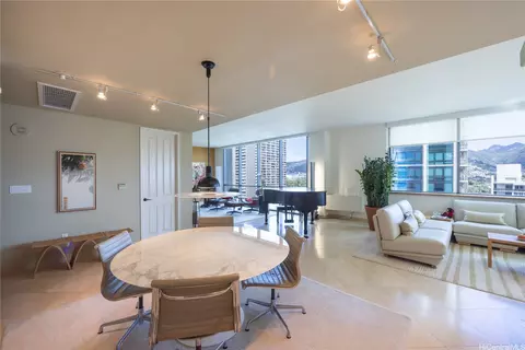 1199 Bishop St #15A15B, Honolulu, HI 96813
