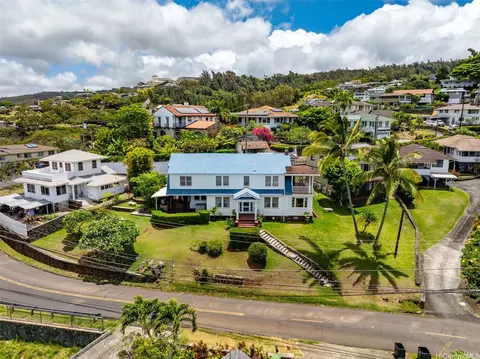 1186 Alewa Dr, Honolulu, HI 96817