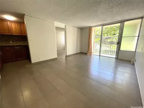 1720 Huna St #B102, Honolulu, HI 96817