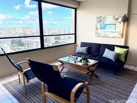 1717 Mott Smith Dr #3305, Honolulu, HI 96822