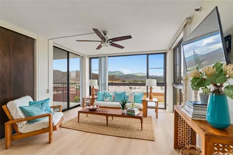 322 Aoloa St #612, Kailua, HI 96734
