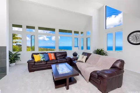 4959 Maunalani Cir #3, Honolulu, HI 96816