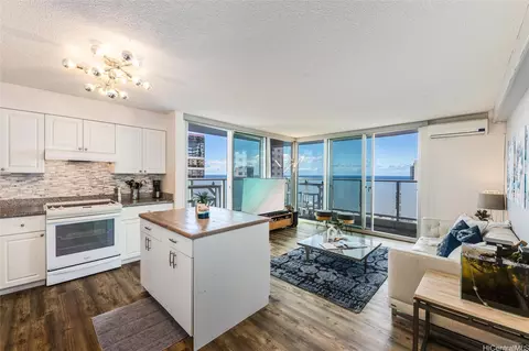 801 South St #3822, Honolulu, HI 96813