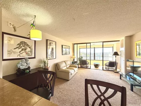 1717 Mott Smith Dr #2303, Honolulu, HI 96822