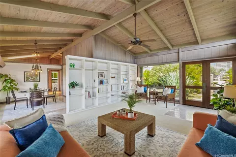4303 Koae Pl, Honolulu, HI 96816