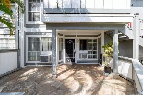 239 Mananai Pl #54F, Honolulu, HI 96818