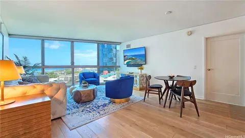 1177 Queen St #1805, Honolulu, HI 96814