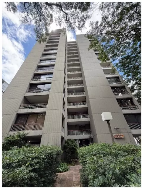 1521 Punahou St #1501, Honolulu, HI 96822