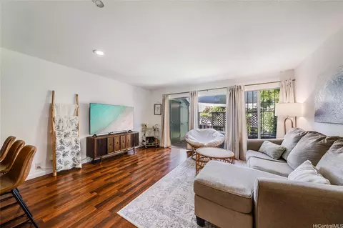 92-984 Panana St #10, Kapolei, HI 96707