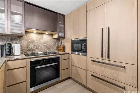 1000 Auahi St #3107, Honolulu, HI 96814