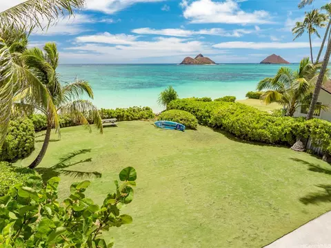 1122 Mokulua Dr, Kailua, HI 96734
