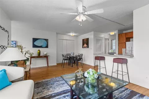 94-246 Leoku St #G323, Waipahu, HI 96797