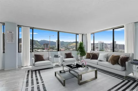 2232 Kapiolani Blvd #704, Honolulu, HI 96826