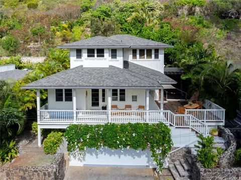 454 Lani St, Honolulu, HI 96821